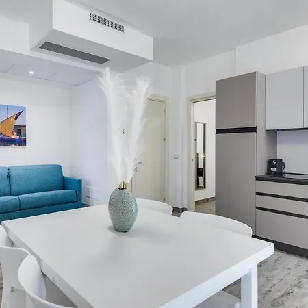 Hotel apartamentowy Elegance - Siroli Collection 3*