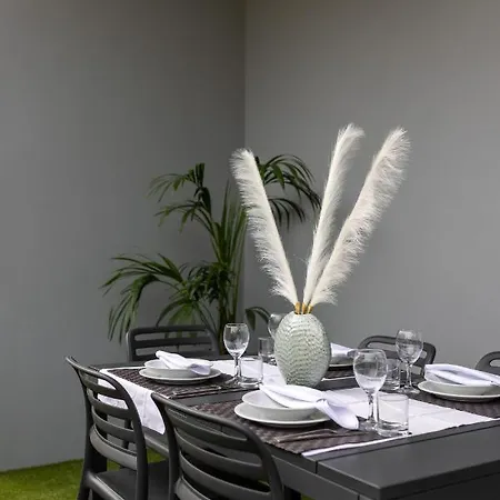 Aparthotel Elegance - Siroli Collection