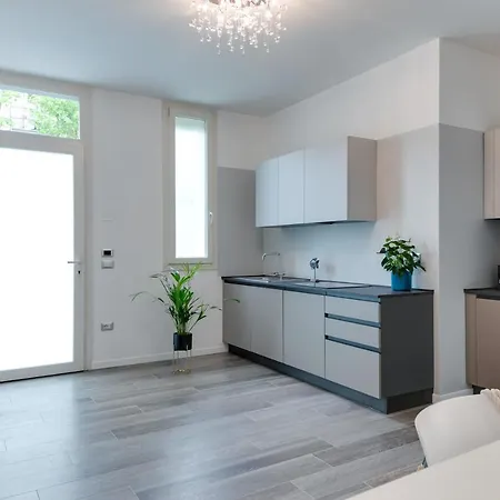 Aparthotel Elegance - Siroli Collection Cervia