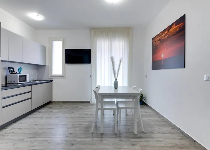 Elegance - Siroli Collection Aparthotel Cervia