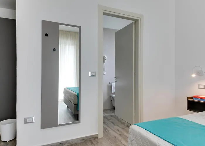 Aparthotel Elegance - Siroli Collection