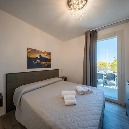 Aparthotel Elegance - Siroli Collection